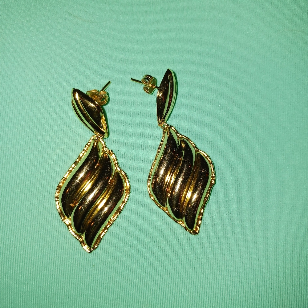 14k Solid Gold Dangling Earrings. (Tested With 14… - image 7